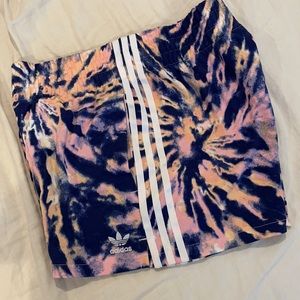 Adidas Tie Dye Shorts with Stripes & Pockets, Sz Small, New